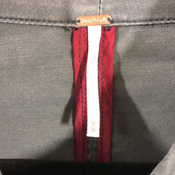 🆕Free People>Faded army utility jacket with bead detail NWOT. - Picture 9 of 10